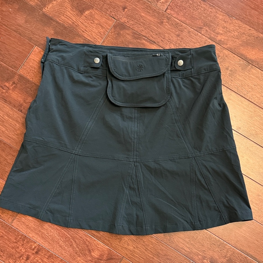 Athleta Black Performance Skort with Front Utility Pocket